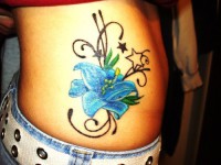 /album/mintak/szexy-szines-virag-tetovalas-csajoknak-jpg/